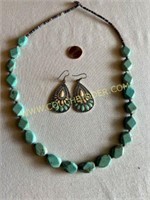 Turquoise colored stone necklace etc