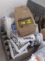 Pallet of absorbent