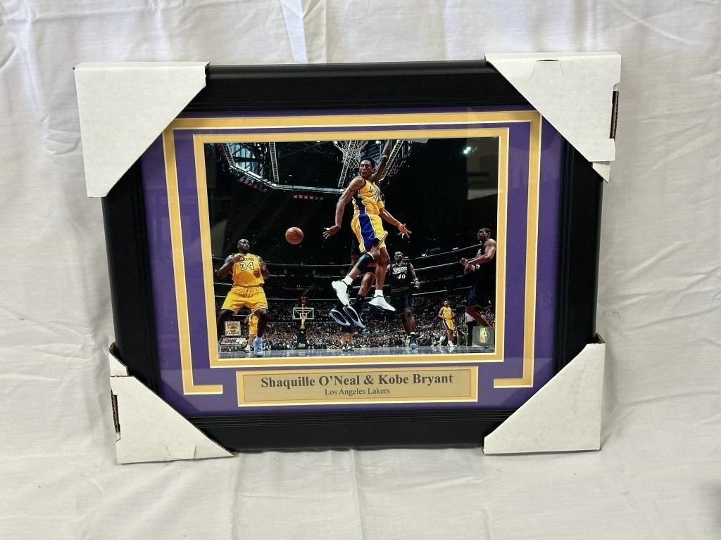 Kobe Bryant / Shaquille O'Neal Picture Plaque