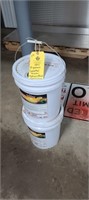 10 GALLONS COASTAL TRACTOR HYDRAULIC FLUID