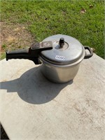 Innova 6 qt pressure cooker