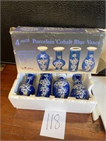 4 small porcelain cobalt blue vases