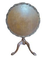 1940’s Antique Mahogany Queen Anne Tilt Top Table