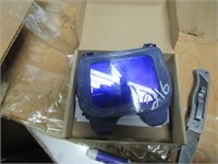 Auto Darkening Filter; welding lens will not turn