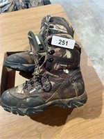 Cabela's 9M Boots w/ Thinsulate