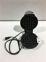 DASH D MINI MAKER WAFFLE 4" COOKING SURFACE
