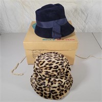 Vtg Women's Blue & Leapord Print Felt Hats & Box