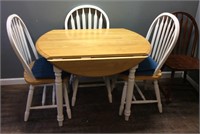 DROP LEAF DINETTE TABLE AND CHAIRS