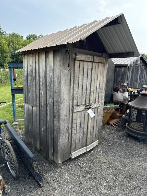 Smoking Shed