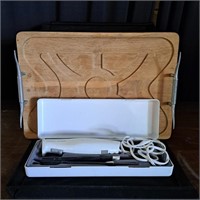 Carving Board & Hamilton Beach Carving Knife