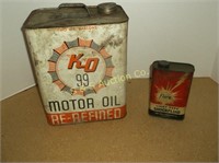 2-Vintage oil cans