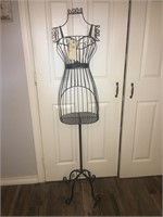 METAL FRAMED DRESS MANNEQUIN GREAT FOR JEWELRY