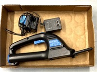 Electric grass trimmer/cordless tested