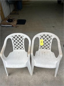 (2) Outdoor Chairs