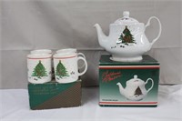 Kopin Christmas, 7.5" teapot and four mugs