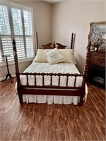 Full Size Vintage Bed w/ Sealy Mattress Set &