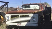 1977 Ford 600 3Ton with wooden box