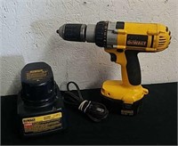 14.4 volt Dewalt drill with extra battery and