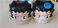 Betty Boop salt and pepper shaker