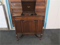 1927 VINTAGE VICTROLA PHONOGRAPH NOT WORKING