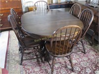 Tell City Oak Dining Table With Six Chairs