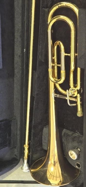 Yamaha Trombone with Kaces Case