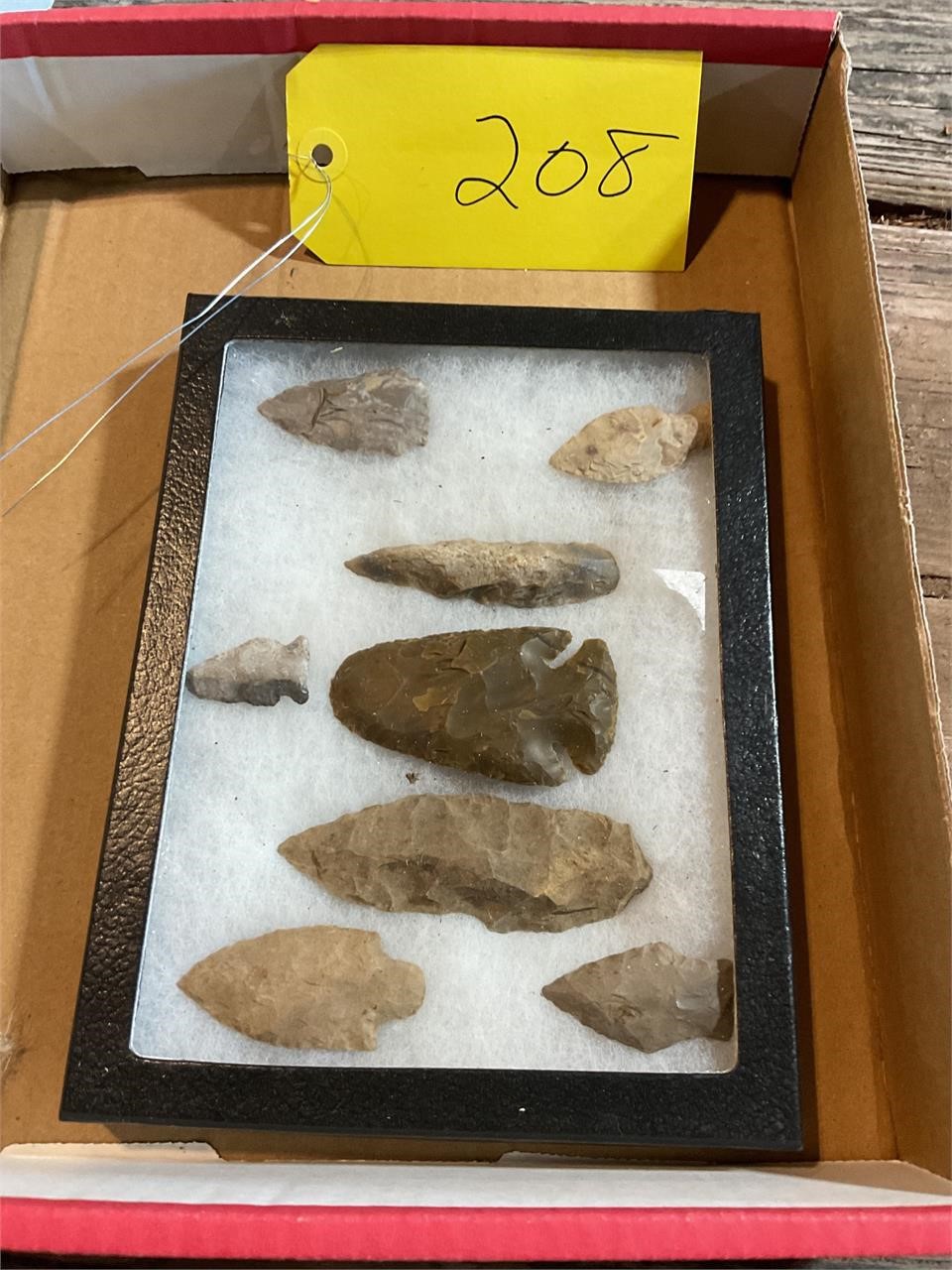 Native American Indian point arrowhead lot