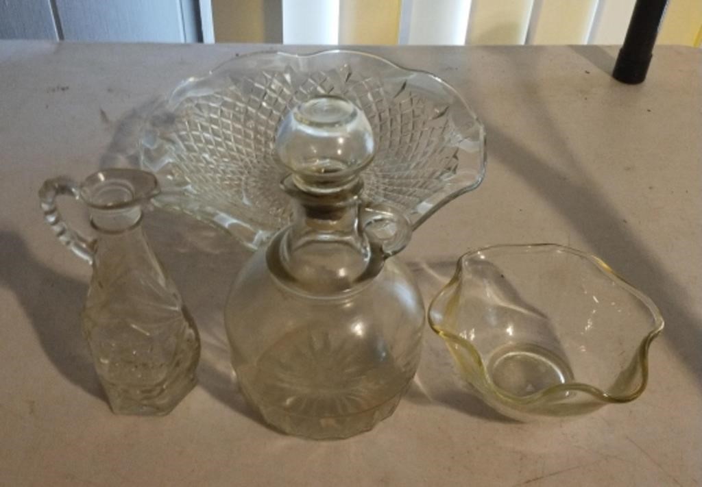 Glass lot including a vase, bowl and more .......