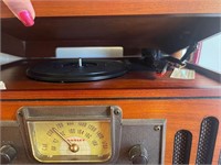 Crosley Radio record player in working condition