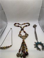 NECKLACE LOT OF 3
