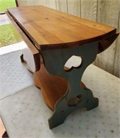 Beautiful Wood Decorative End Table