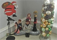 Vintage Ceramic Carollers on Stand