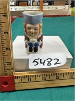 vintage porcelain figurine mini pitcher Toby mug