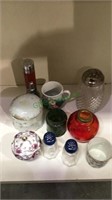 10 pieces, Glass sugar shaker, cups, salt &