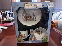 NIB BEATRIX POTTER CHILD PLATE SET