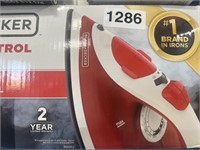 BLACK AND DECKER STEAM IRON RETAIL $40