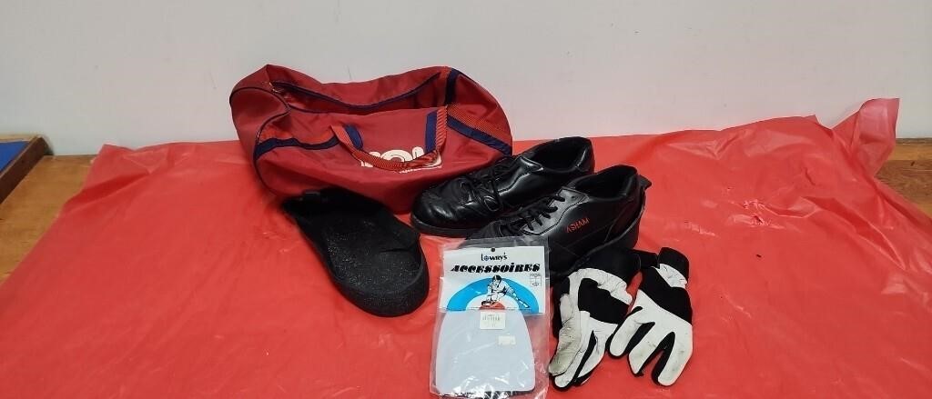 Curling gear. Men's shoe sz 12, gloves and