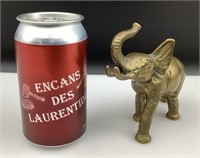 Figurine éléphant, en laiton