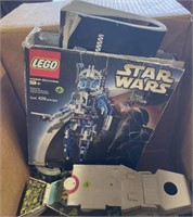 LARGE BOX OF STAR WARS ITEMS