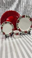 Miscellaneous Lot of Christmas Dining Items. 3