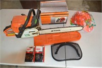 Stihl MS 290 Chainsaw, 18" bar w/accesories