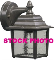 Quorum 793-25 1-light outdoor wall lantern, color