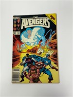 Autograph COA Avengers #261 Comics