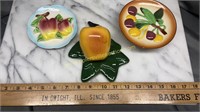 3 fruit wall pockets- plaques and golden apple