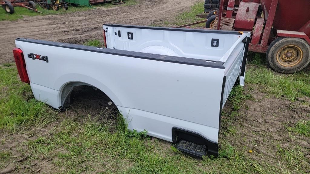 2023 Ford long box - no tailgate