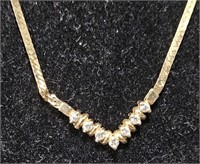 14K Gold Necklace w 7 Diamonds