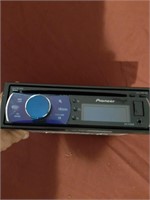 Pioneer car stero with cd DC14v