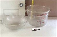 Large measuring cup