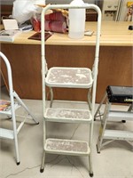 3 Step Metal Ladder