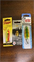 Fishing lures x3